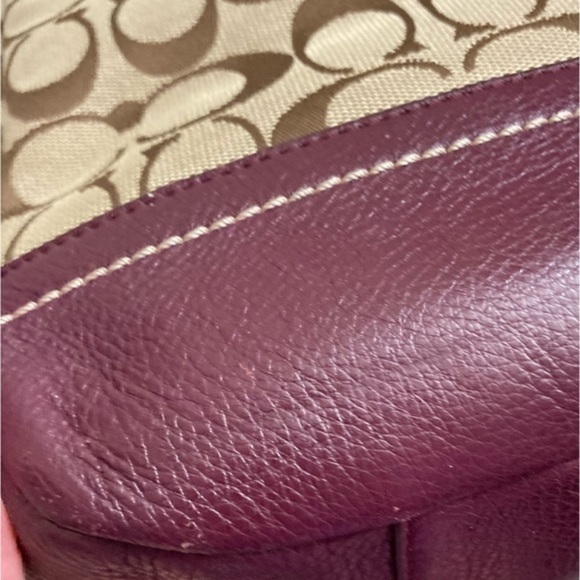 Coach Carrie Signature Logo Leather Park F23297 Brown Red Canvas Tote - Picture 12 of 13